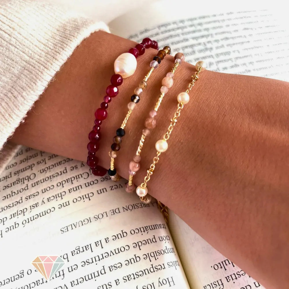 Pulseras con Piedras Naturales Hechas a Mano